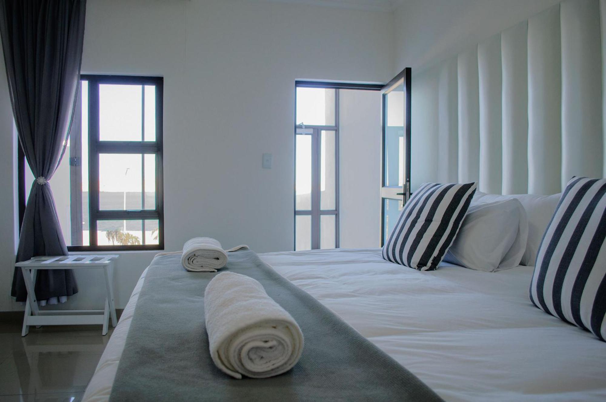 Shark Island Guesthouse Lüderitz エクステリア 写真