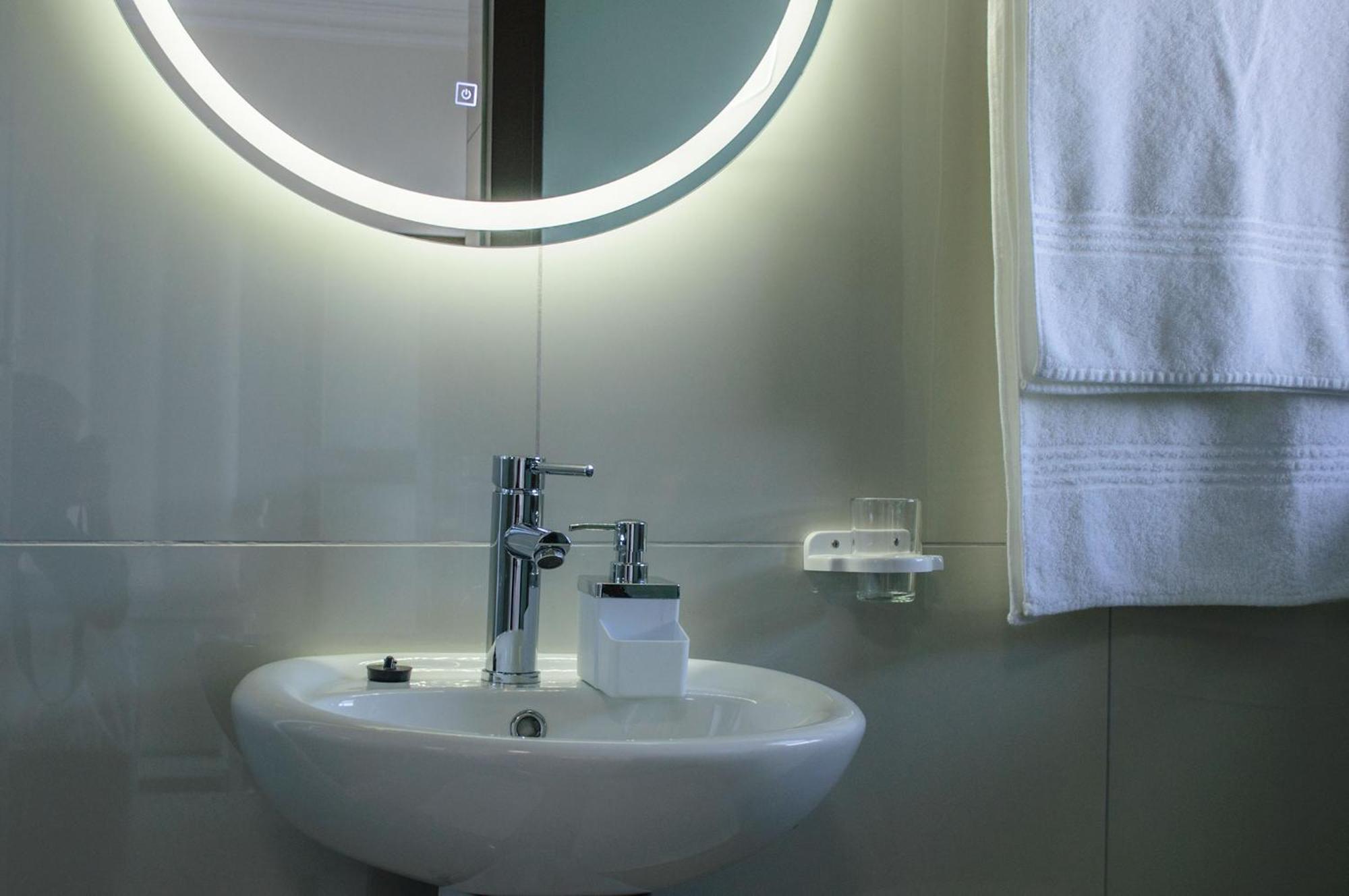 Shark Island Guesthouse Lüderitz エクステリア 写真