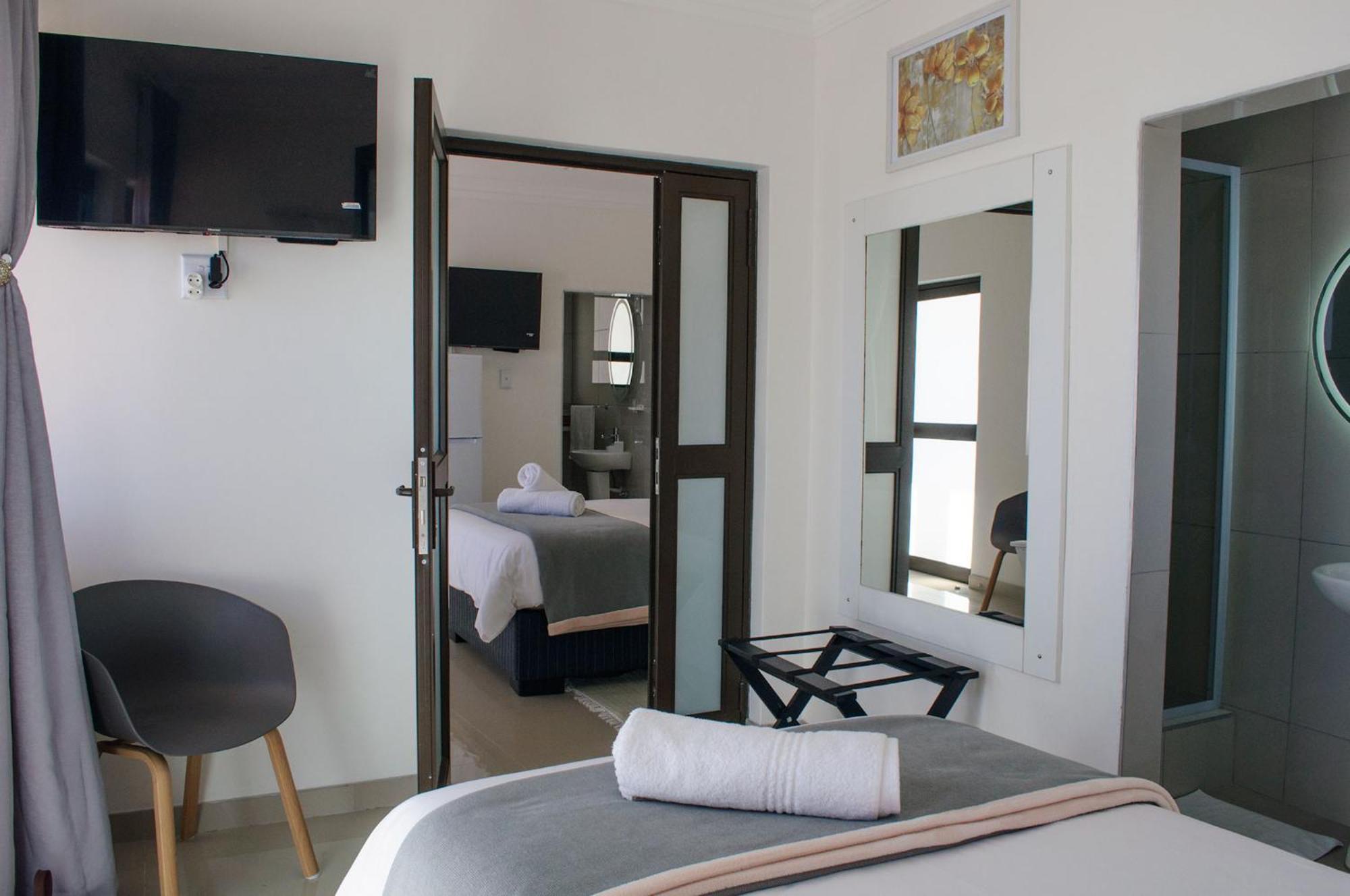 Shark Island Guesthouse Lüderitz エクステリア 写真